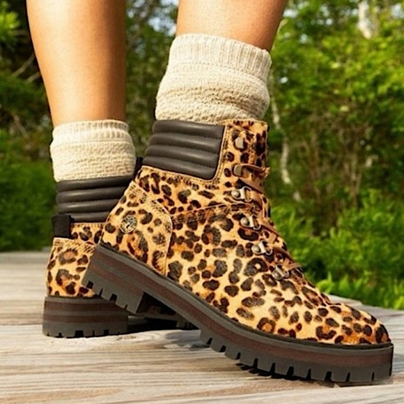 New Timberland London Square Leopard Calf Hair Hiker Boots 9 - Picture 2 of 16